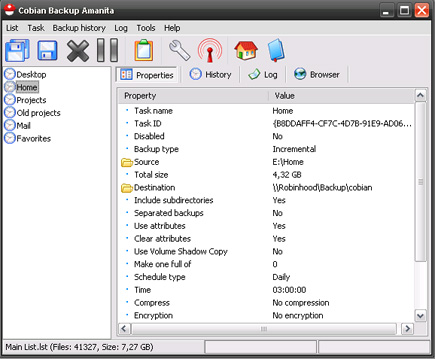 l'interfaccia grafica del programma Cobian Backup con la lista dei task attivi