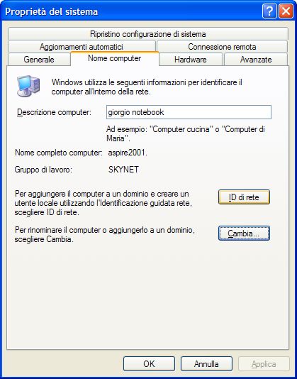 Scheda per cambiare il nome del computer e del gruppo di lavoro da configurare in una rete Windows
